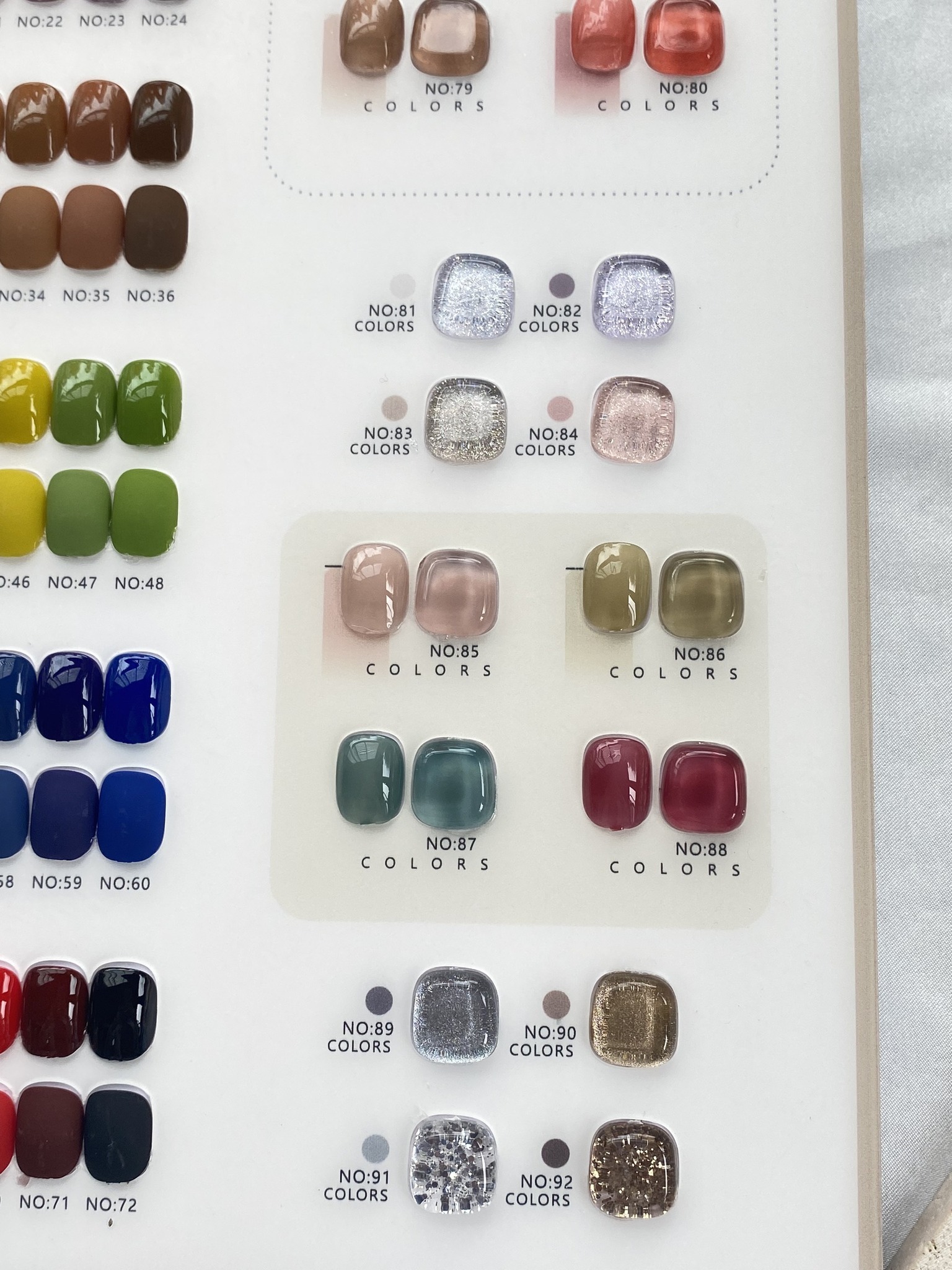 Set sơn Minayin 92 màu + bảng màu, base/ top