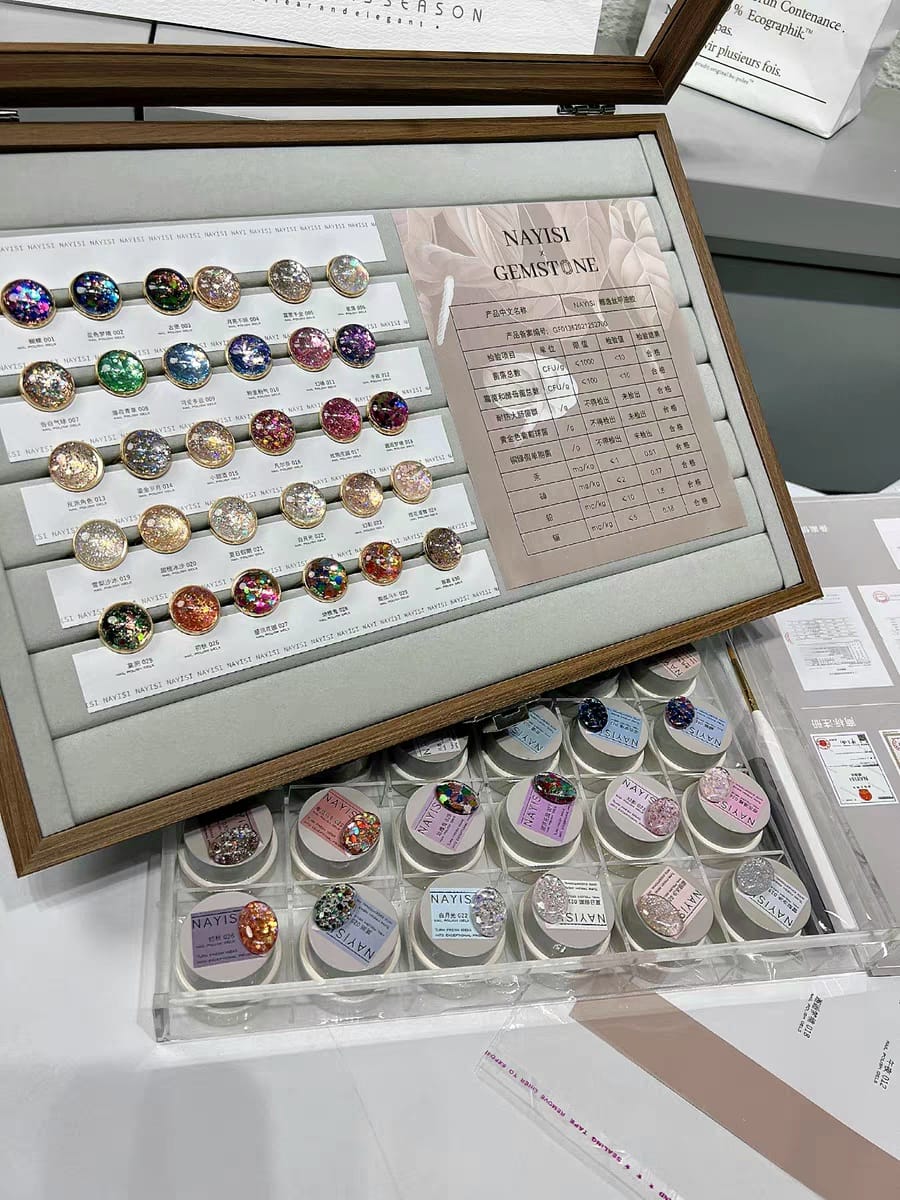 Set gel nhũ hạt to cao cấp Nayisi 30 màu