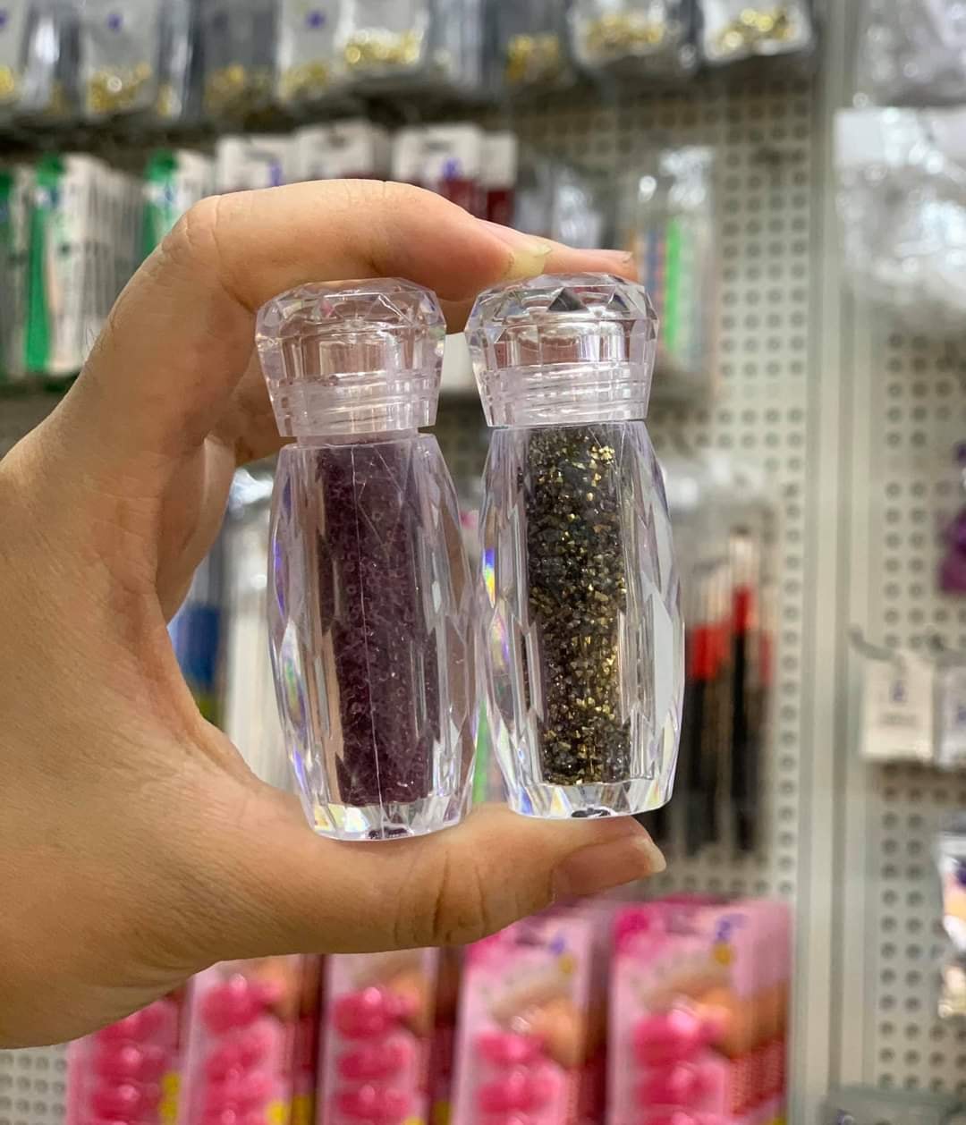 Đá rắc lọ