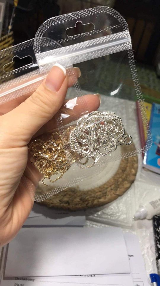 Charm dây đá bạc