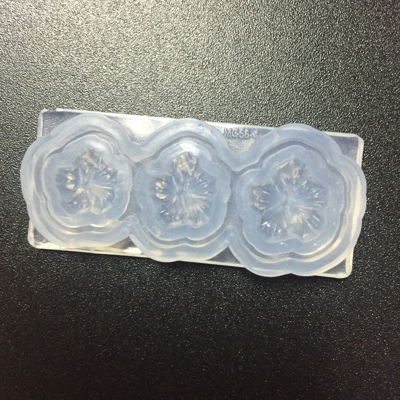 Khuôn in silicon to