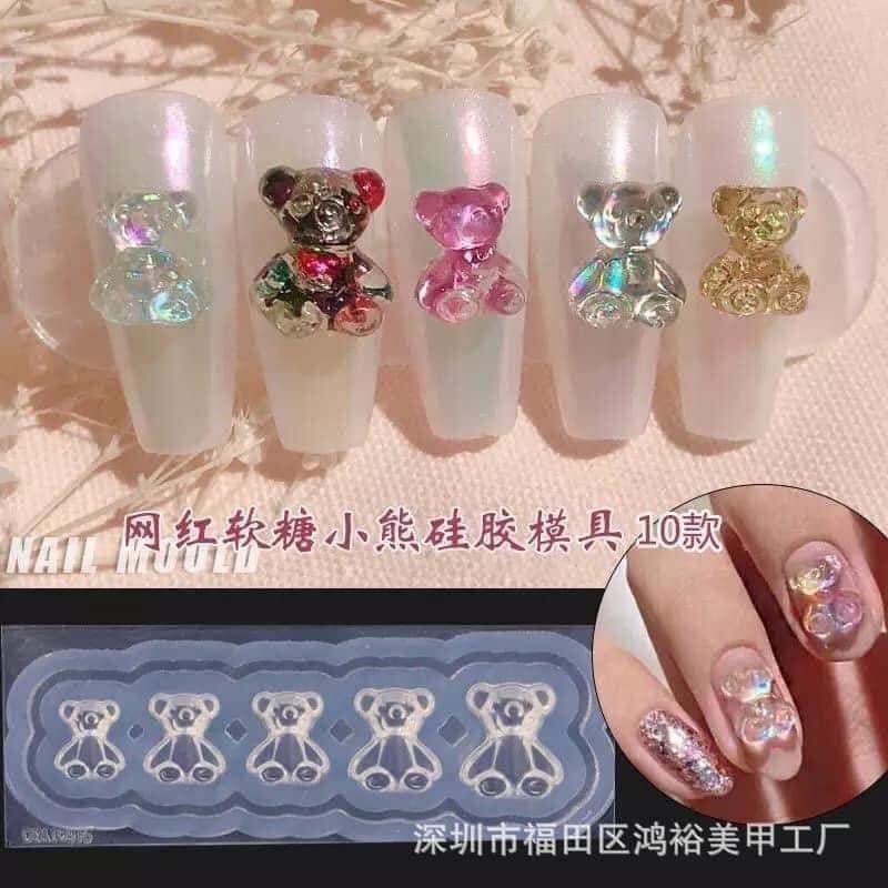 Khuôn in silicon bé