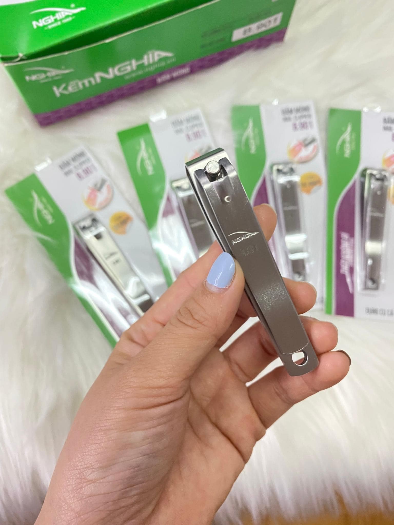 Bấm móng Nghĩa B901