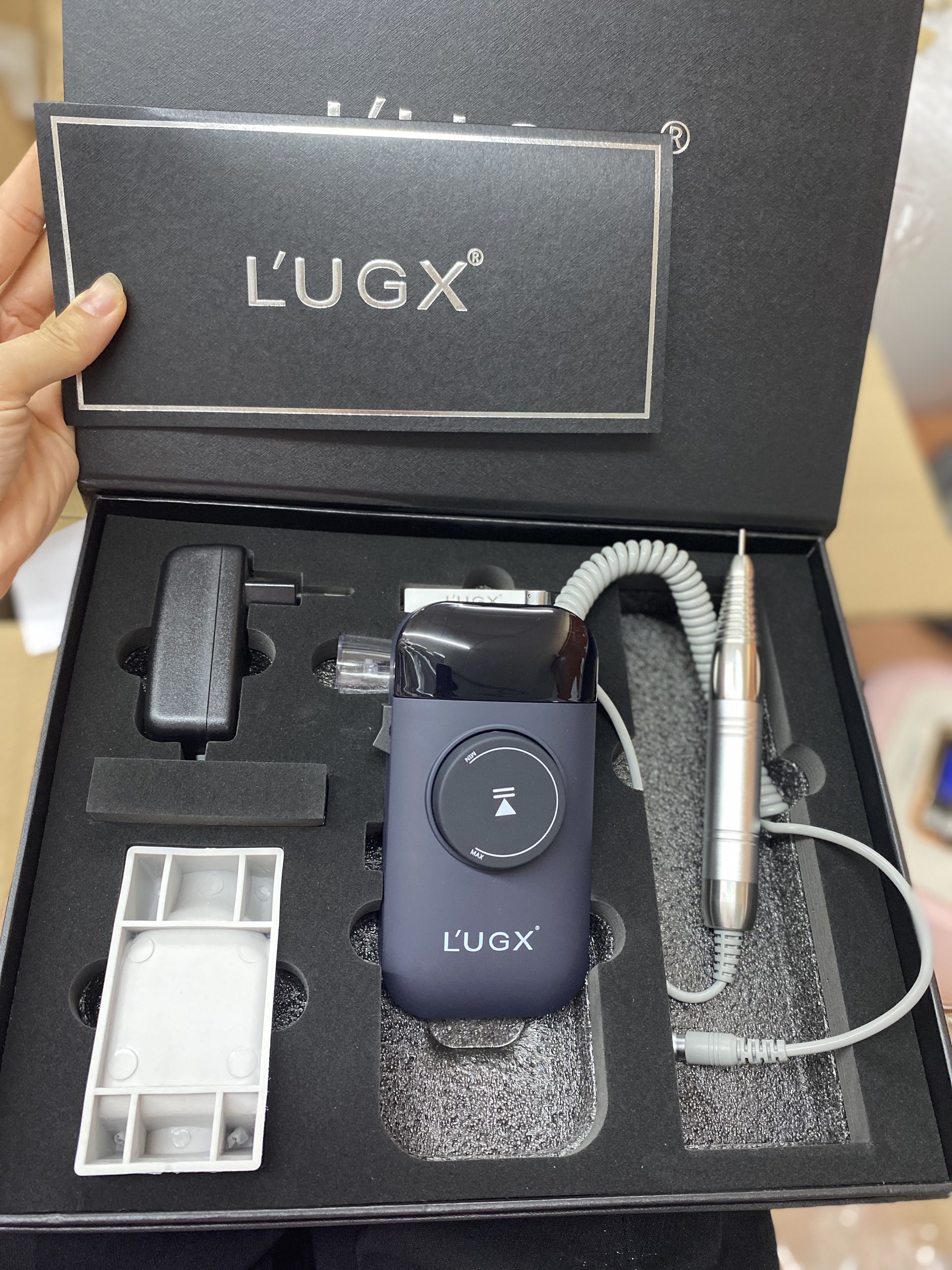 Máy mài tích điện Lugx 609