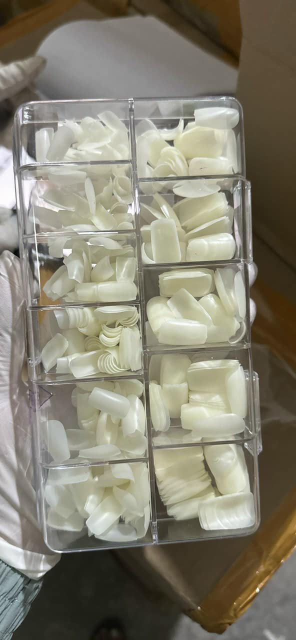 Móng úp HSM nhám vuông đục - ngắn