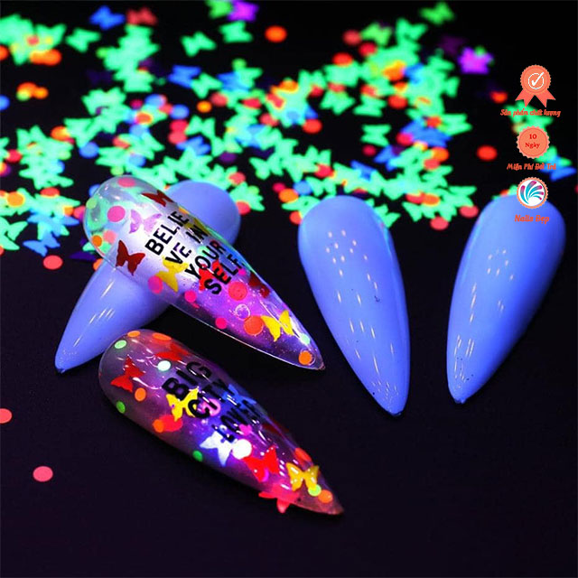 Bướm Neon