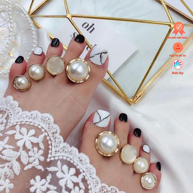 Tách chân ngọc trai