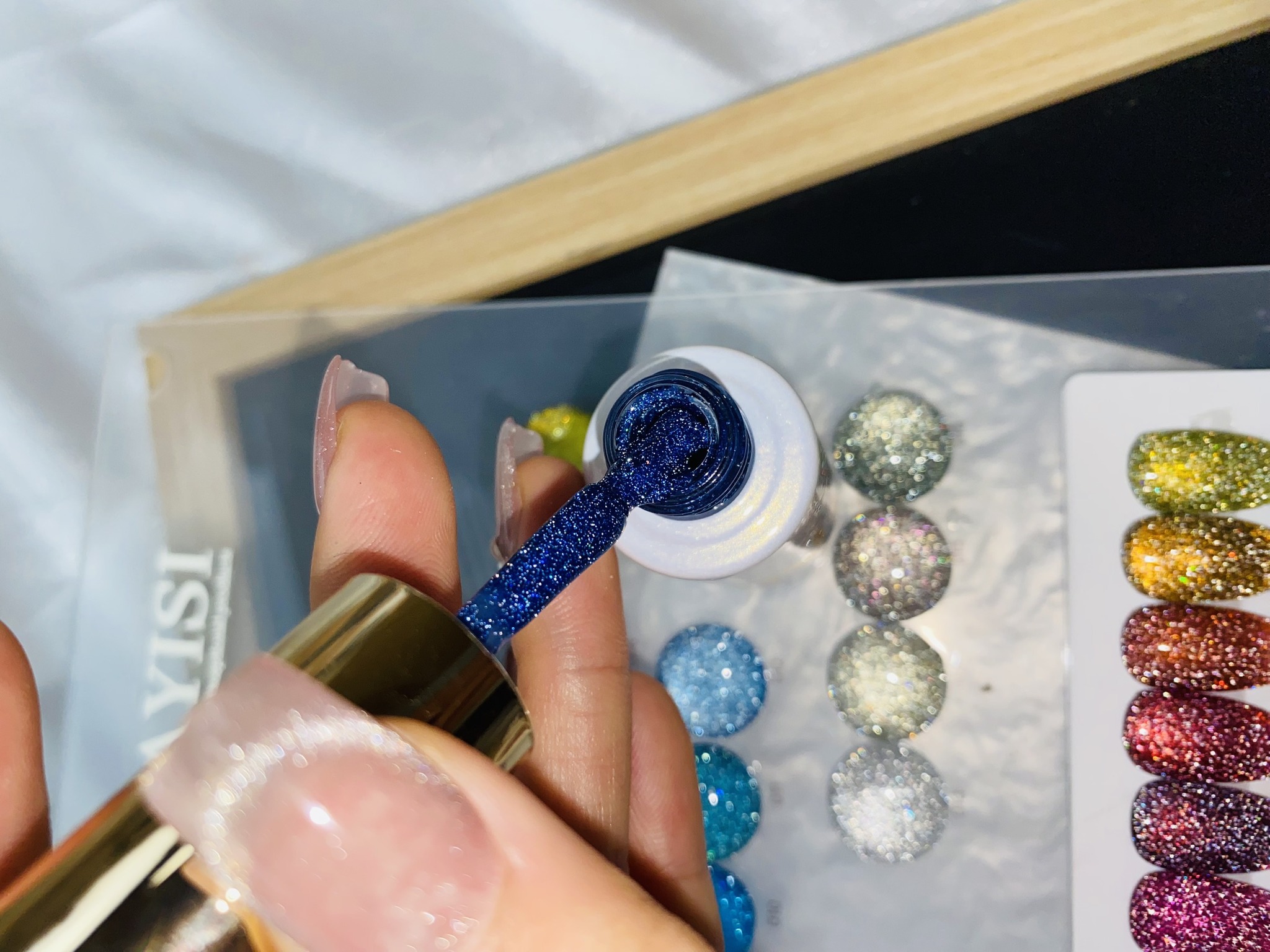 Set mắt mèo Flash Nayisi 16 màu